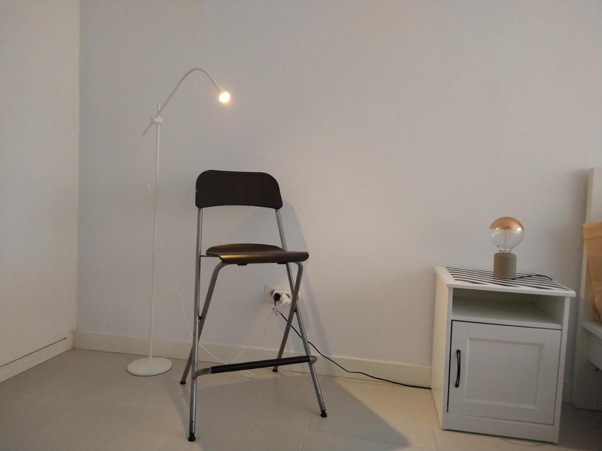Luminoso Y Moderno Estudio Plaza Andalucia Appartamento